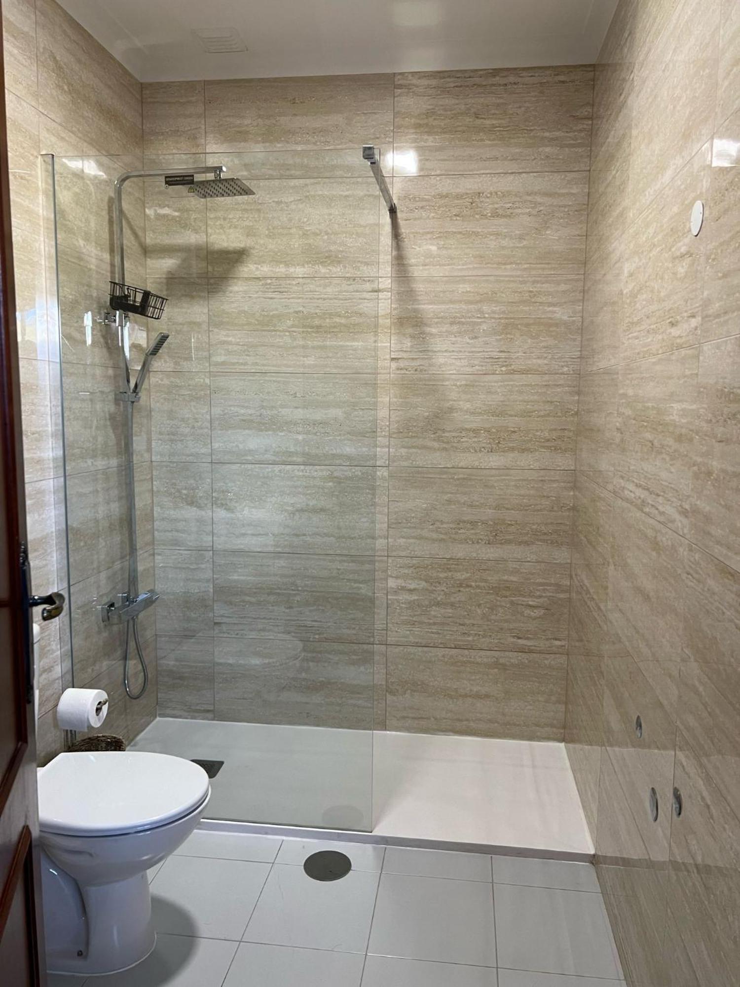 Lovely 2 Bedroom Apartment 100M From The Beach 빌다도콘데 외부 사진