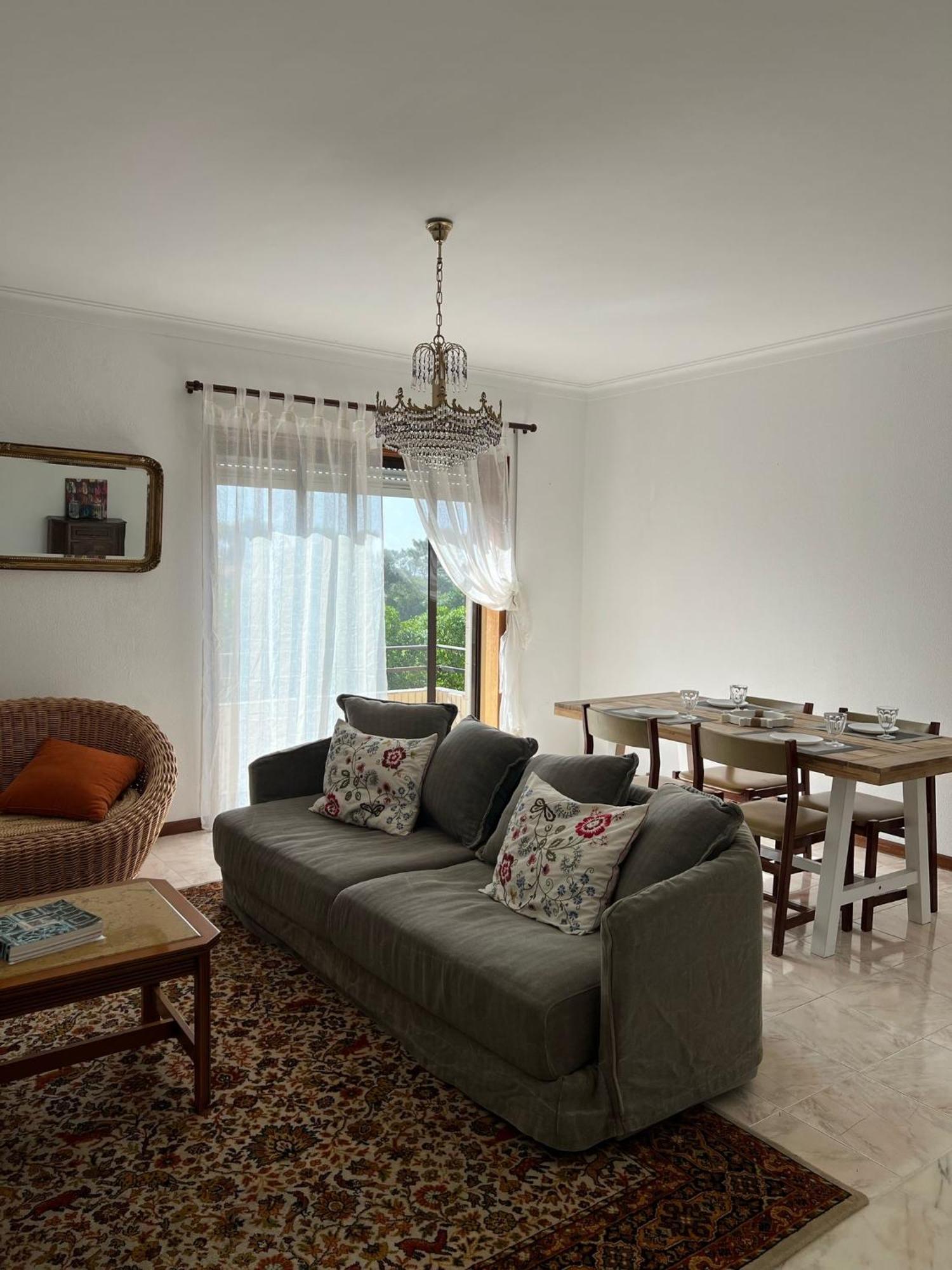 Lovely 2 Bedroom Apartment 100M From The Beach 빌다도콘데 외부 사진